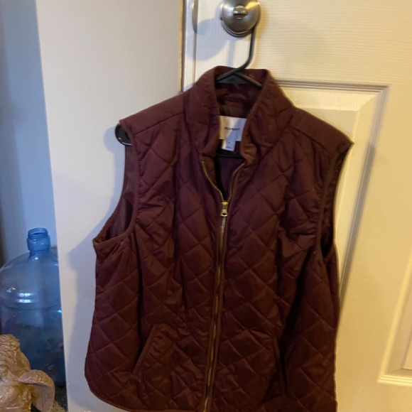 Women vests - Picture 2 of 7